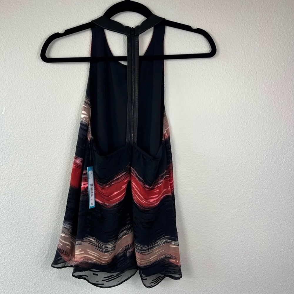 NWT ALICE + OLIVIA Stylish Black and Red Women's Top - Picture 7 of 7